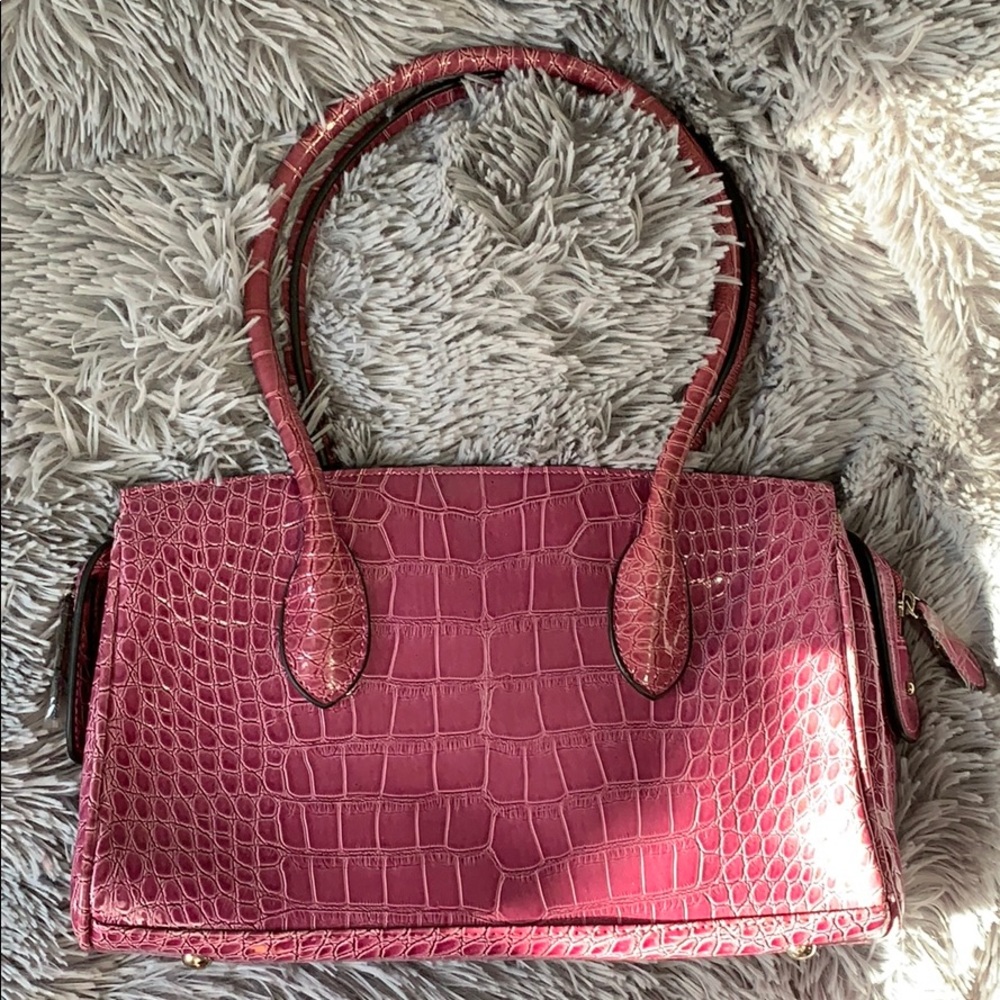 Handbag - Picture 2 of 4